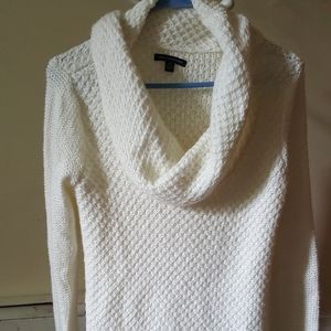 Super Comfy American Eagle Sweater